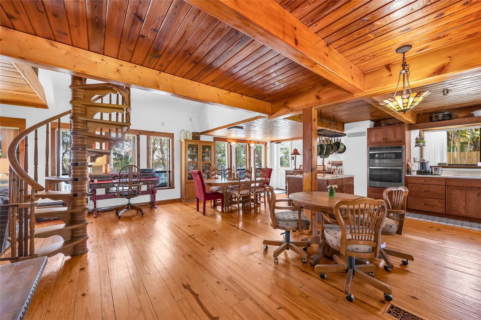 EDGEWOOD RANCHES - Residential