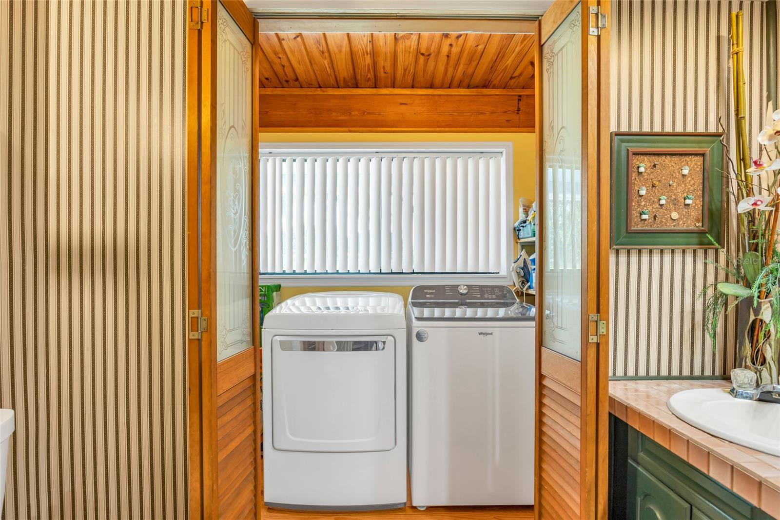 EDGEWOOD RANCHES - Residential