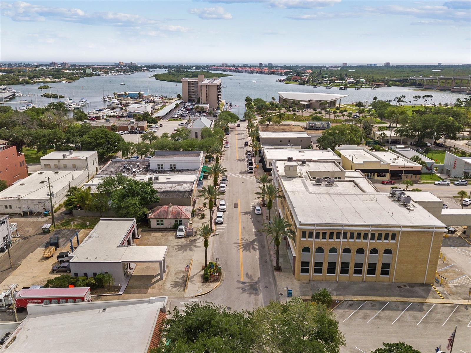 Finnegans New Smyrna - Residential