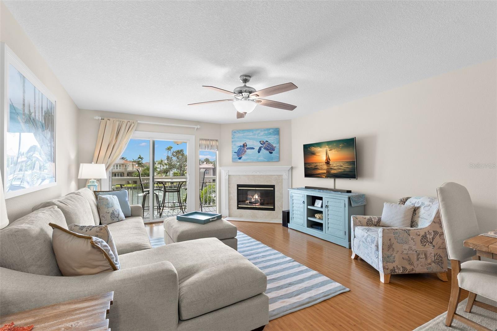 PALMS OF TIERRA - Residential