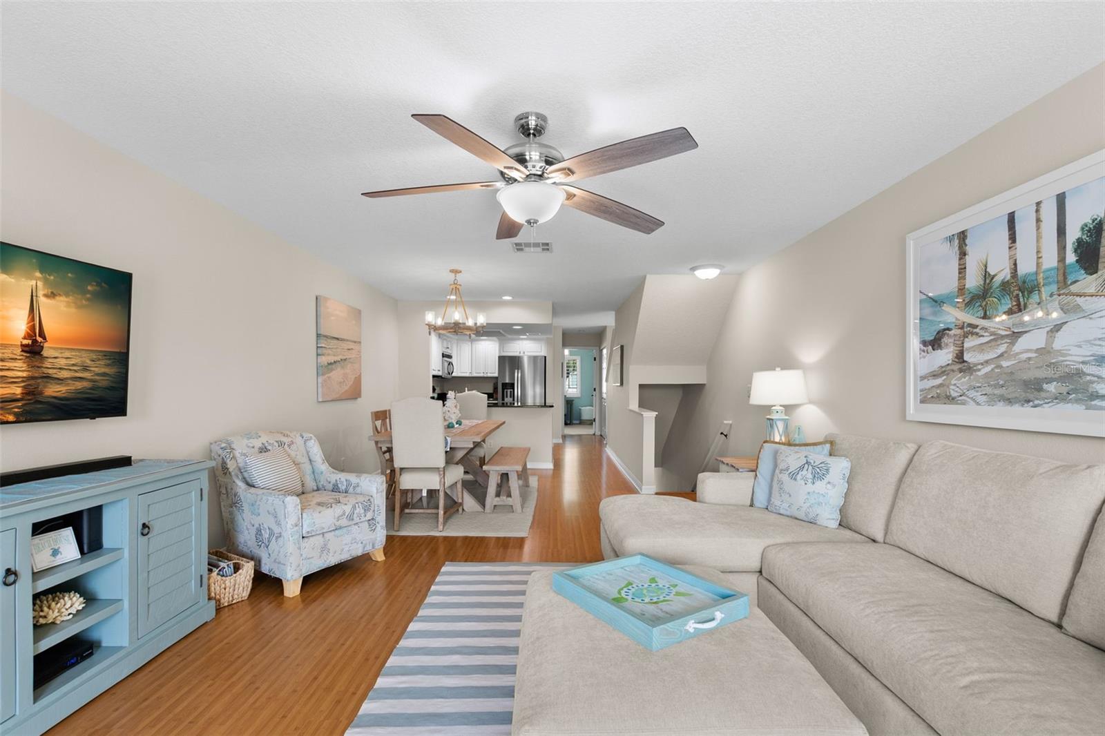 PALMS OF TIERRA - Residential