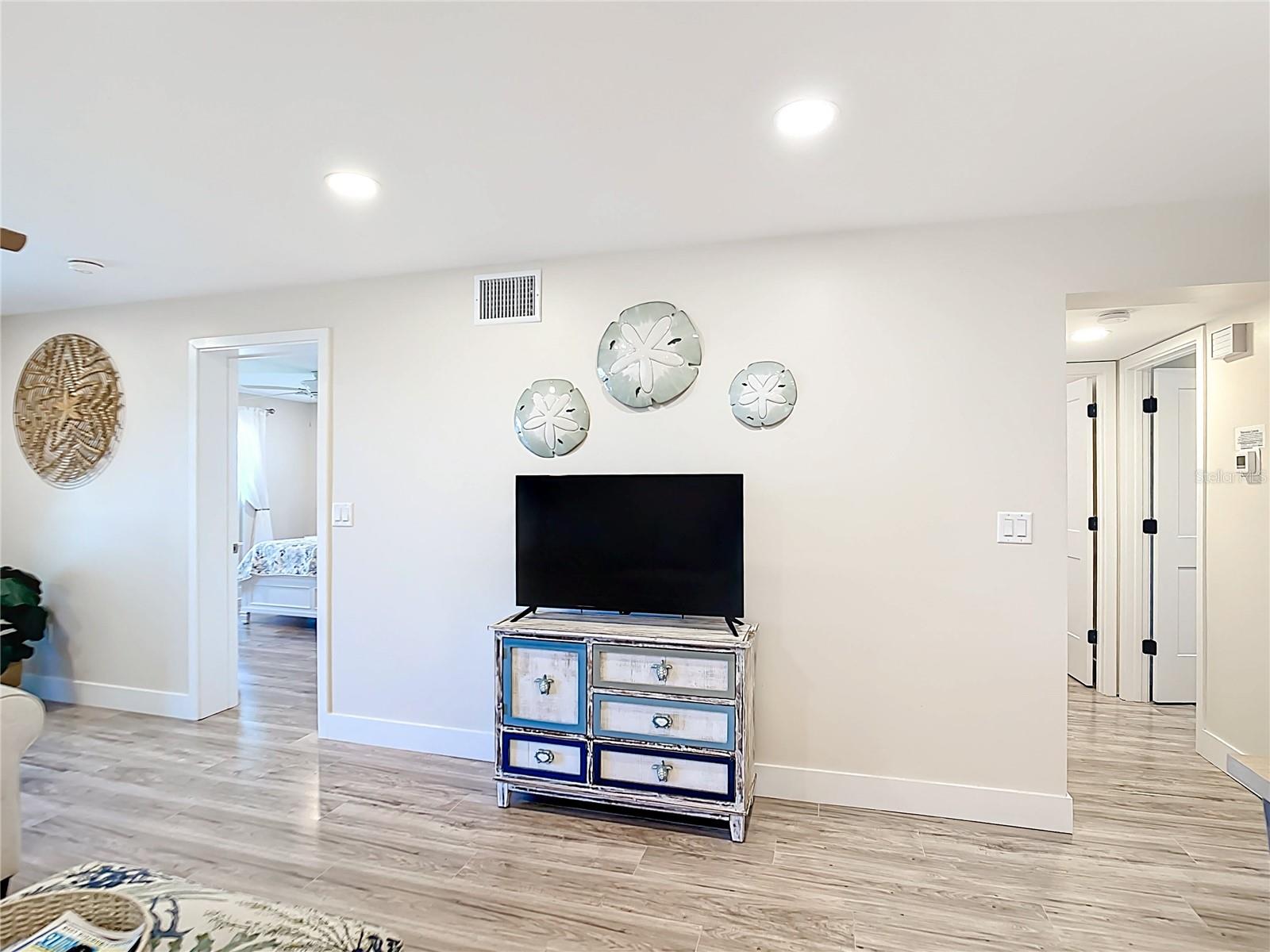 HARBOUR VILLAGE PH 01 - Residential