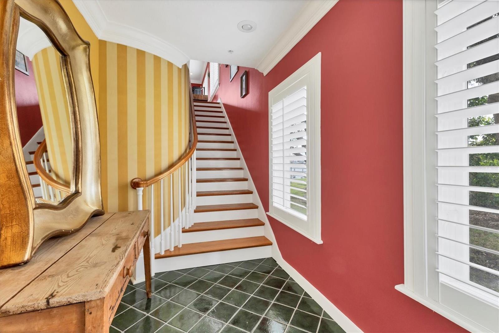 BRIDGEWATER TWNHMS - Residential