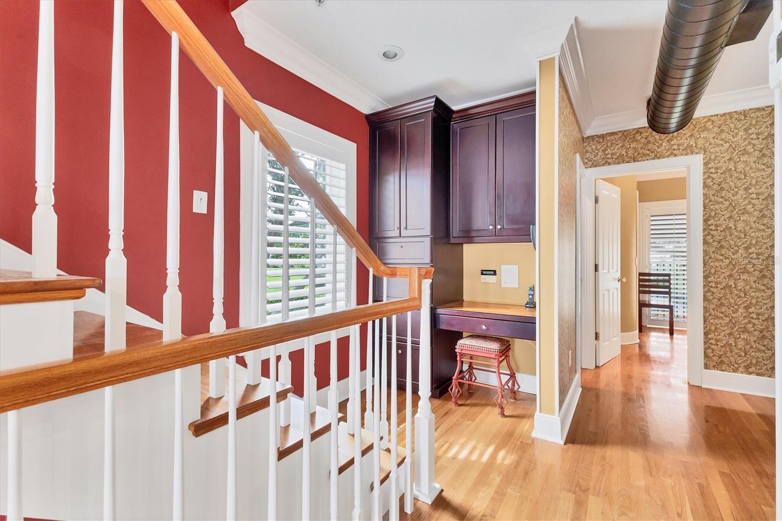 BRIDGEWATER TWNHMS - Residential