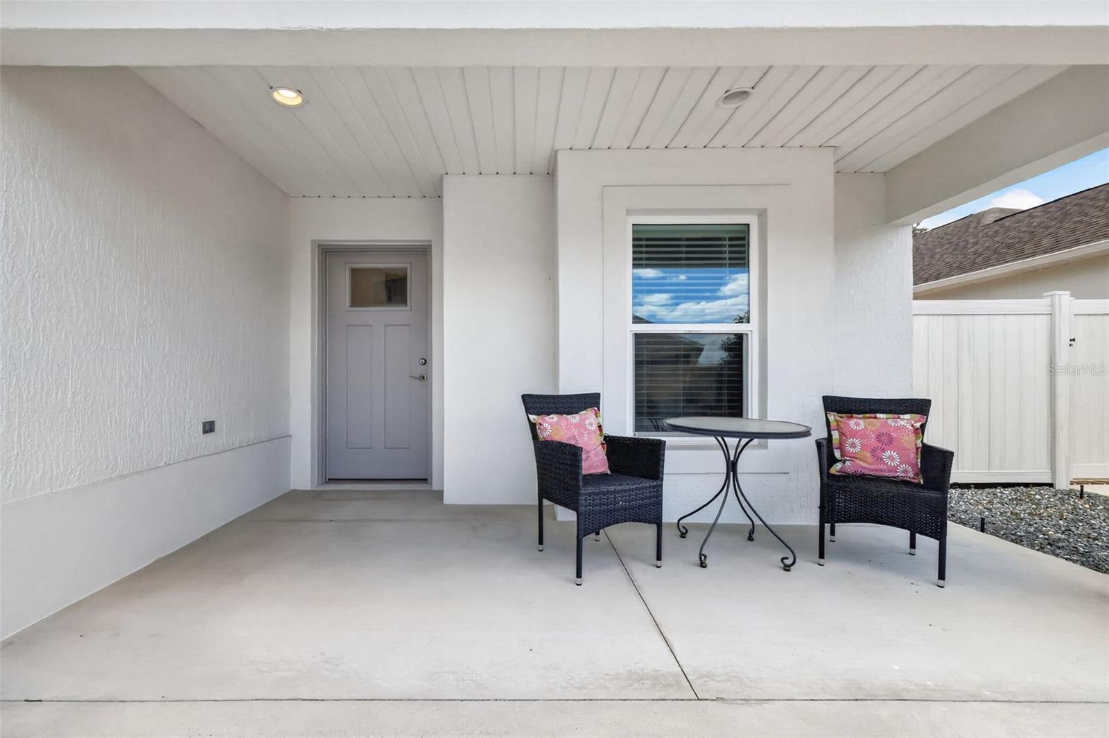 3725 SUGARBERRY LANE