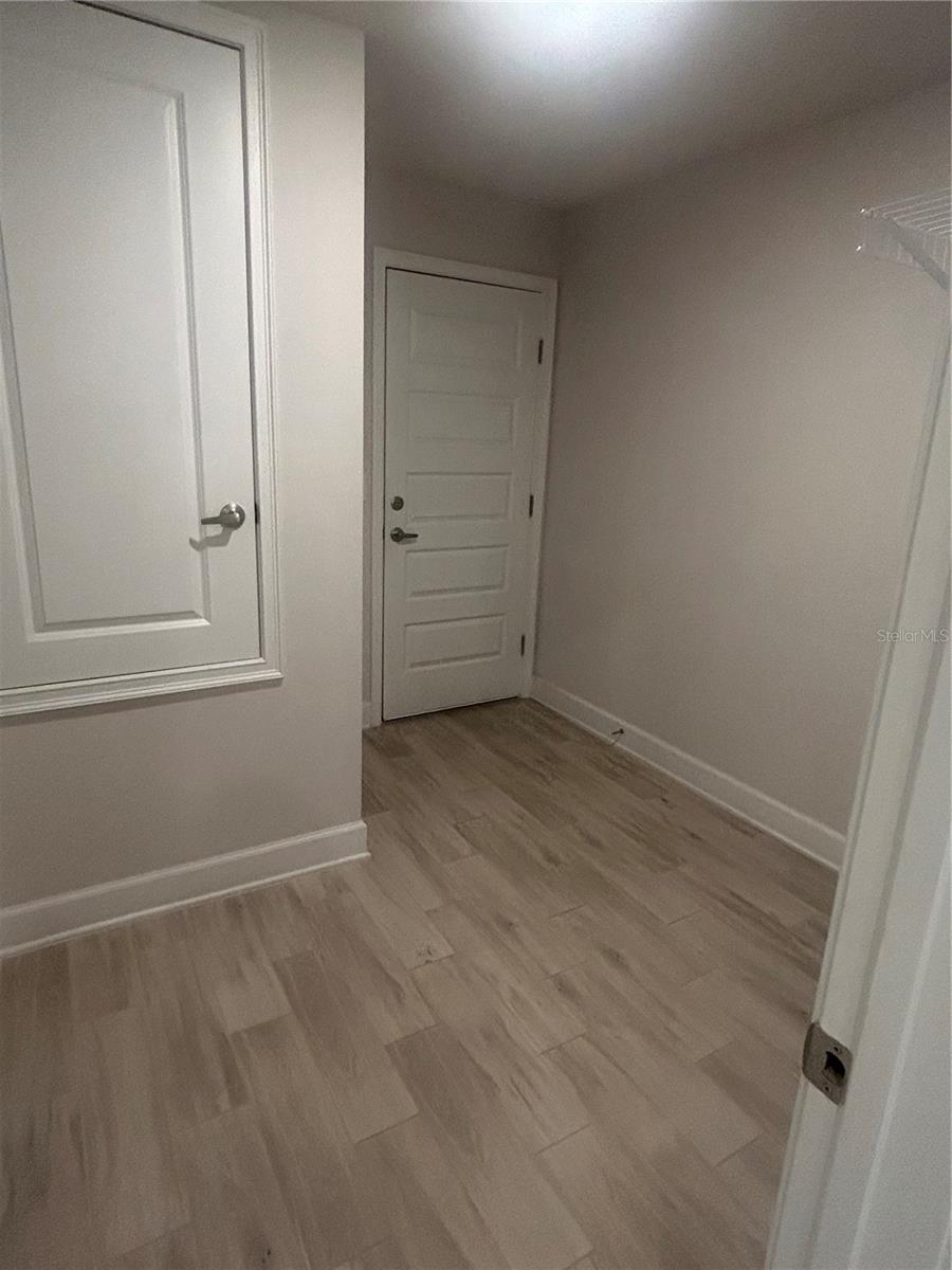 LAKE JULIANA ESTATES - Residential Lease