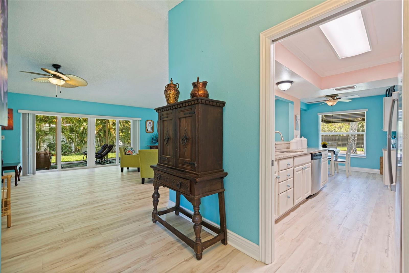 201 58TH AVENUE S