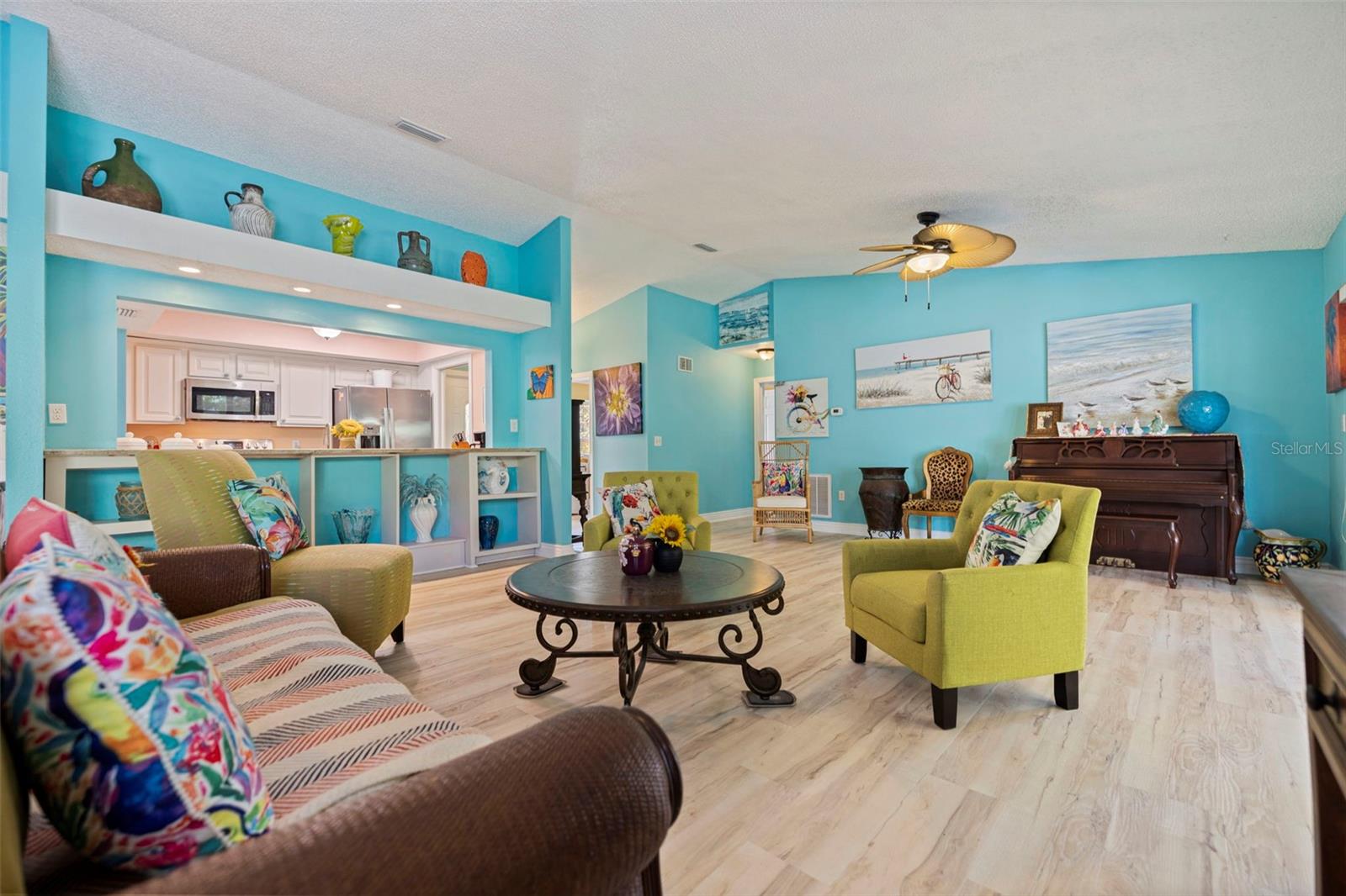 BAHAMA BEACH REP - Residential