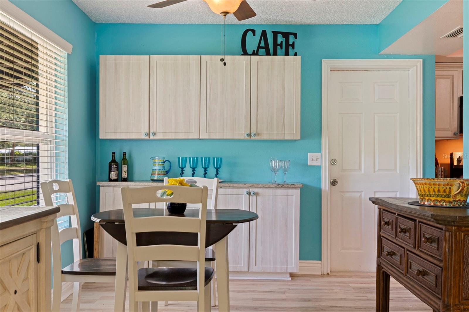 BAHAMA BEACH REP - Residential