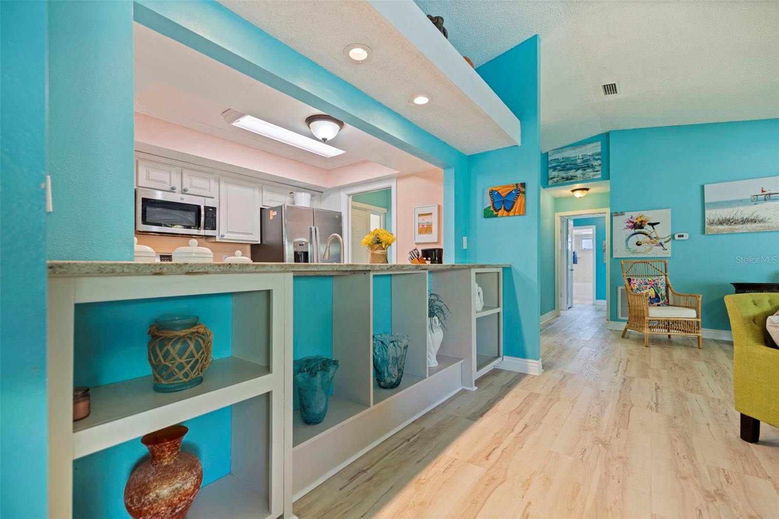 BAHAMA BEACH REP - Residential