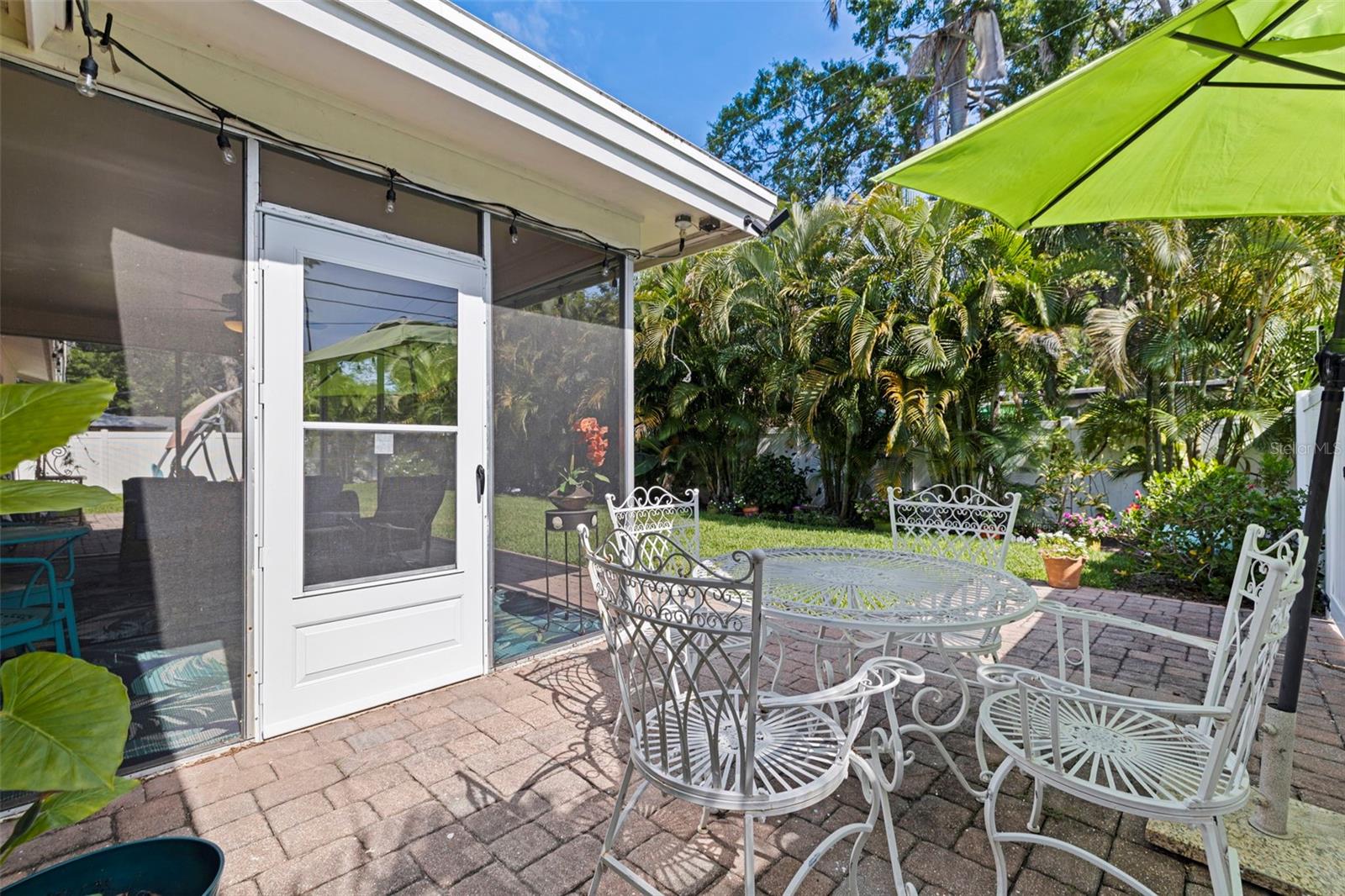 BAHAMA BEACH REP - Residential