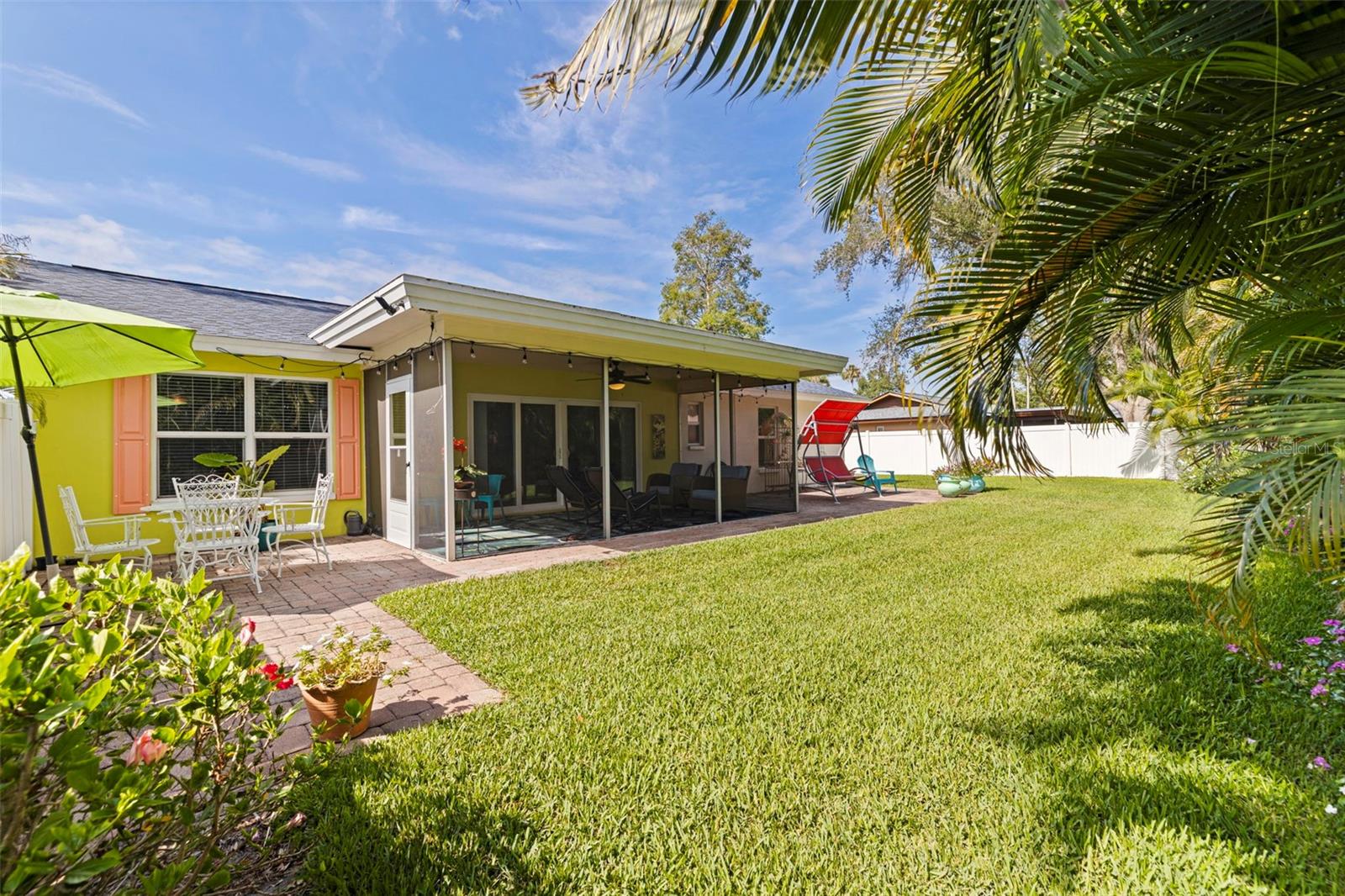 BAHAMA BEACH REP - Residential