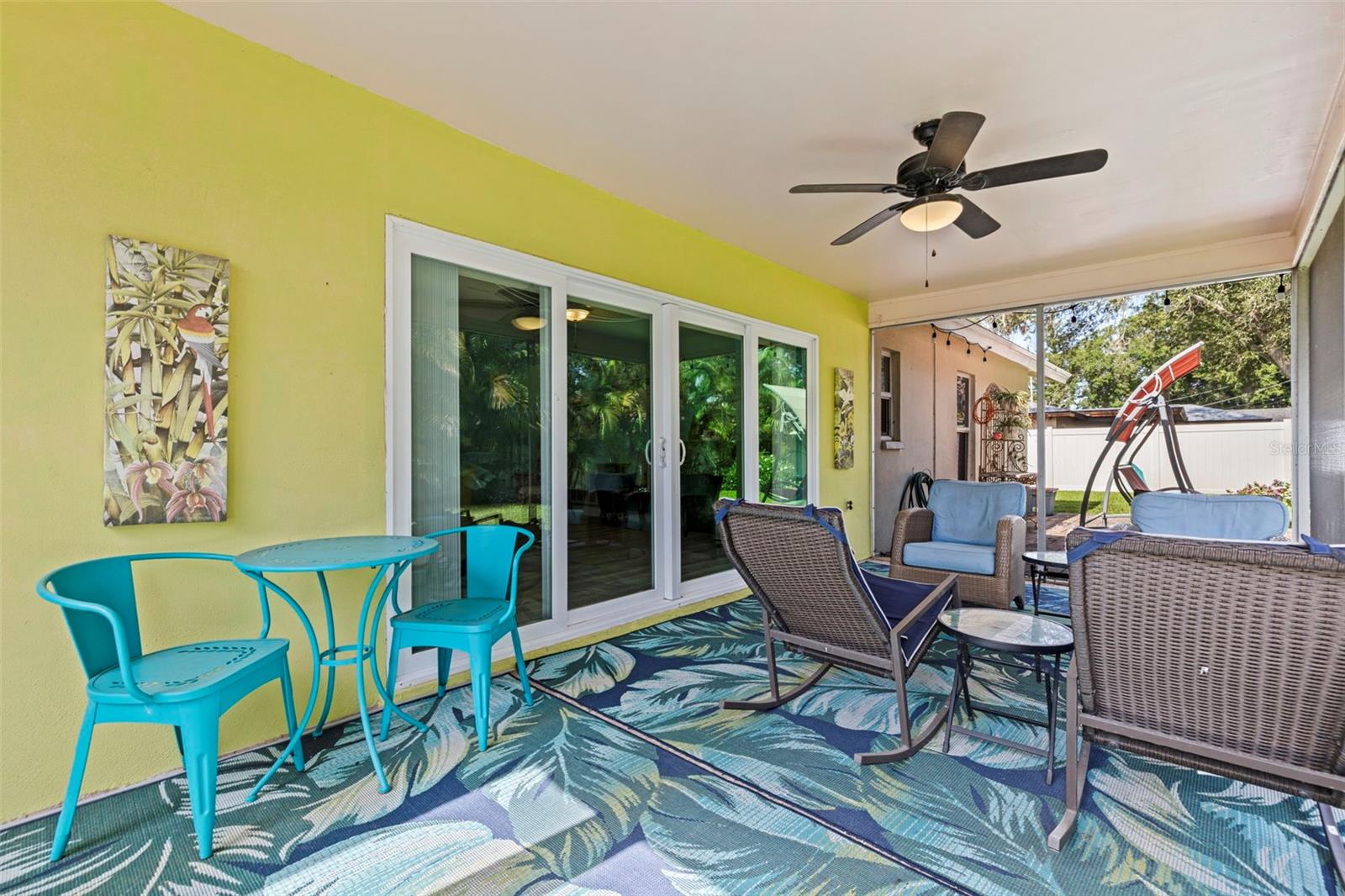 BAHAMA BEACH REP - Residential