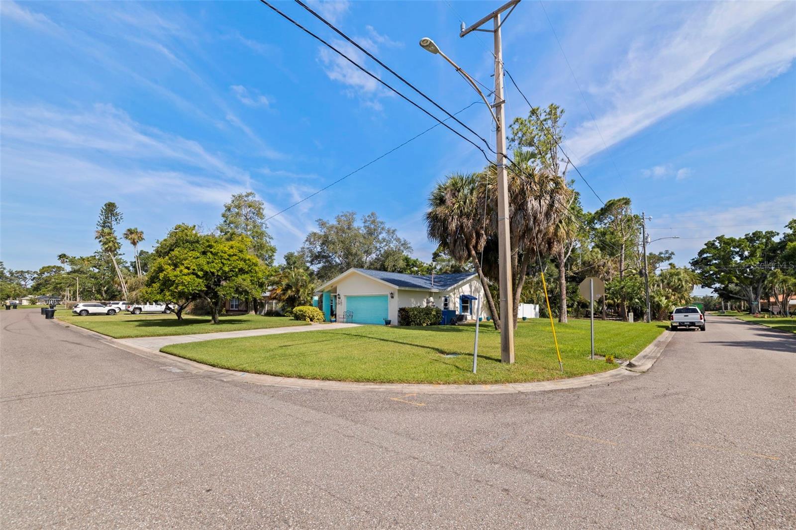 BAHAMA BEACH REP - Residential
