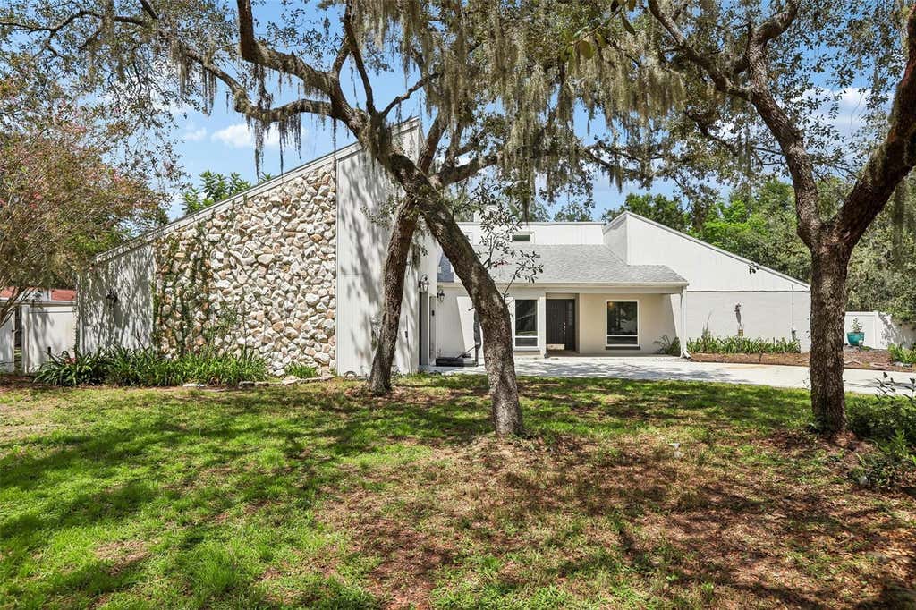 Photo of 4603 Ridgecliff Drive, Brandon, FL 33511 (MLS # TB8537654)