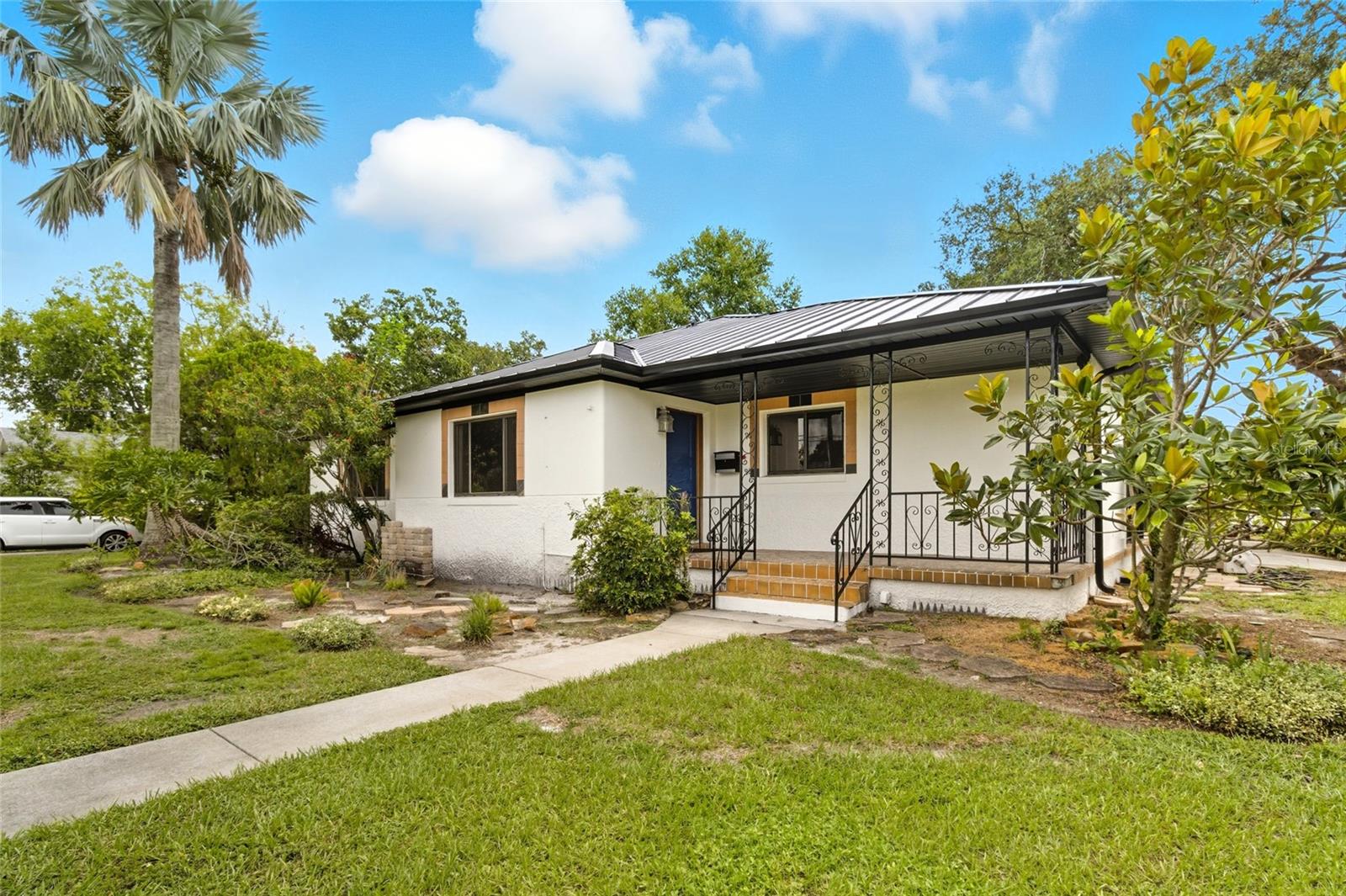 Renovated and move-in ready, this 4-bedroom, 3-bathroom home is located in the highly desirable Riverside Heights neighborhood. Enjoy close proximity to Downtown Tampa, Armature Works, the Riverwalk, and a wide variety of dining, shopping, and entertainment options. The home offers spacious bedrooms with generous closet space, a large kitchen with full-sized pantry, open living and dining areas, and a screened lanai. New oven and stove top will be installed before occupancy. Lease terms are flexible, starting at 8 months, with an option to lease furnished at a higher monthly rate. Ample driveway and street parking available. With its modern updates and central location, this property provides an excellent rental opportunity in the heart of Tampa.