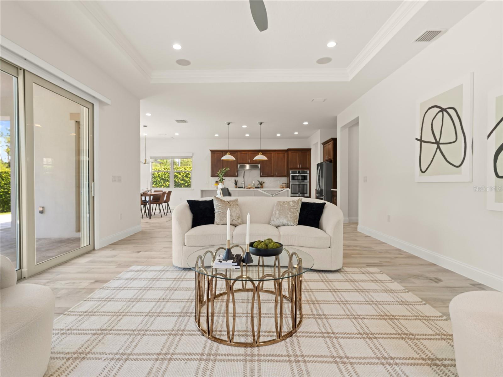 ROYAL CYPRESS PRESERVE - Residential Lease