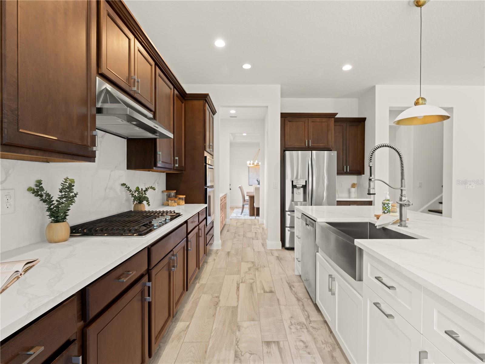 ROYAL CYPRESS PRESERVE - Residential Lease