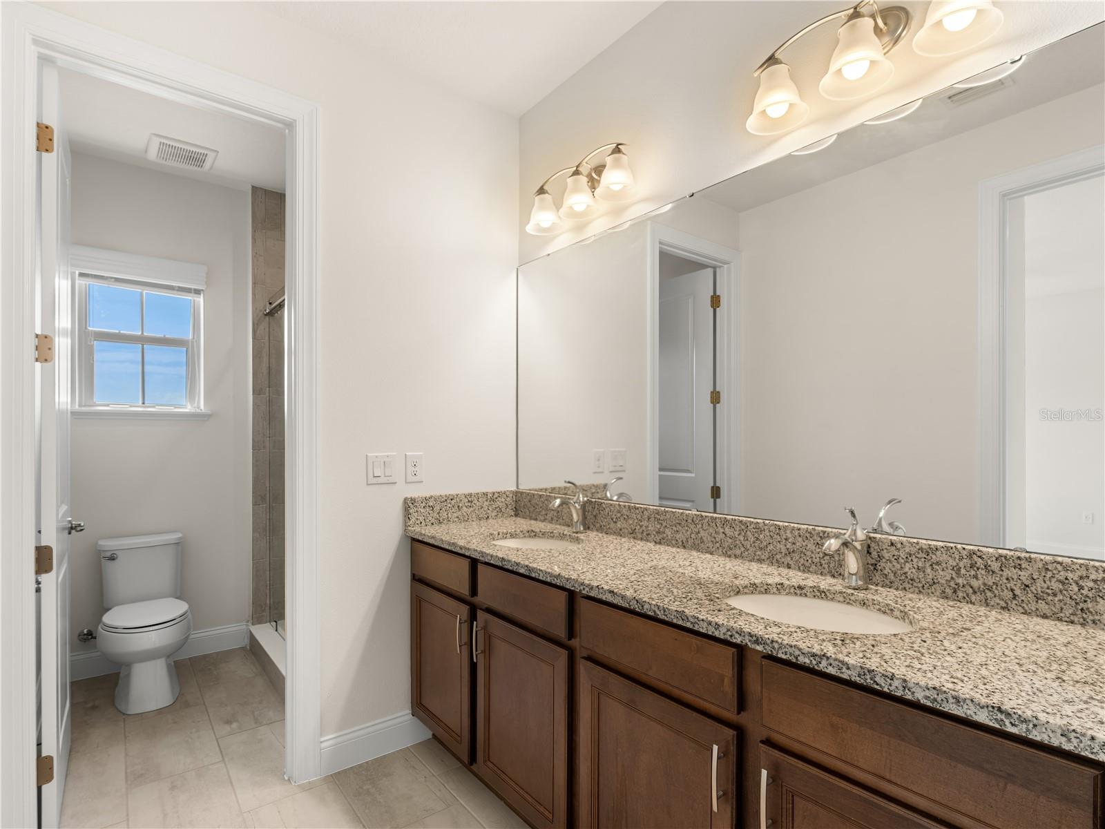 ROYAL CYPRESS PRESERVE - Residential Lease