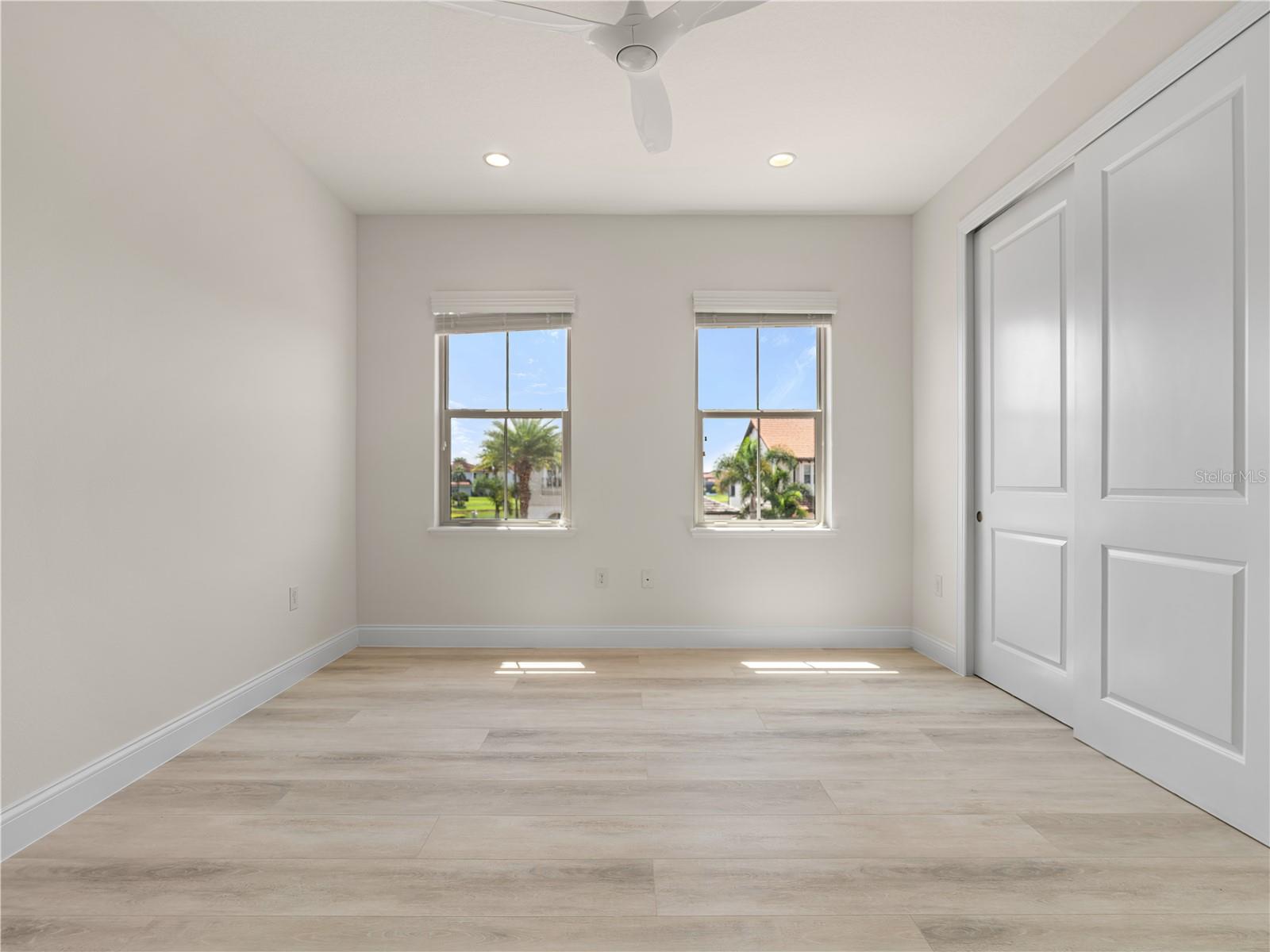 ROYAL CYPRESS PRESERVE - Residential Lease