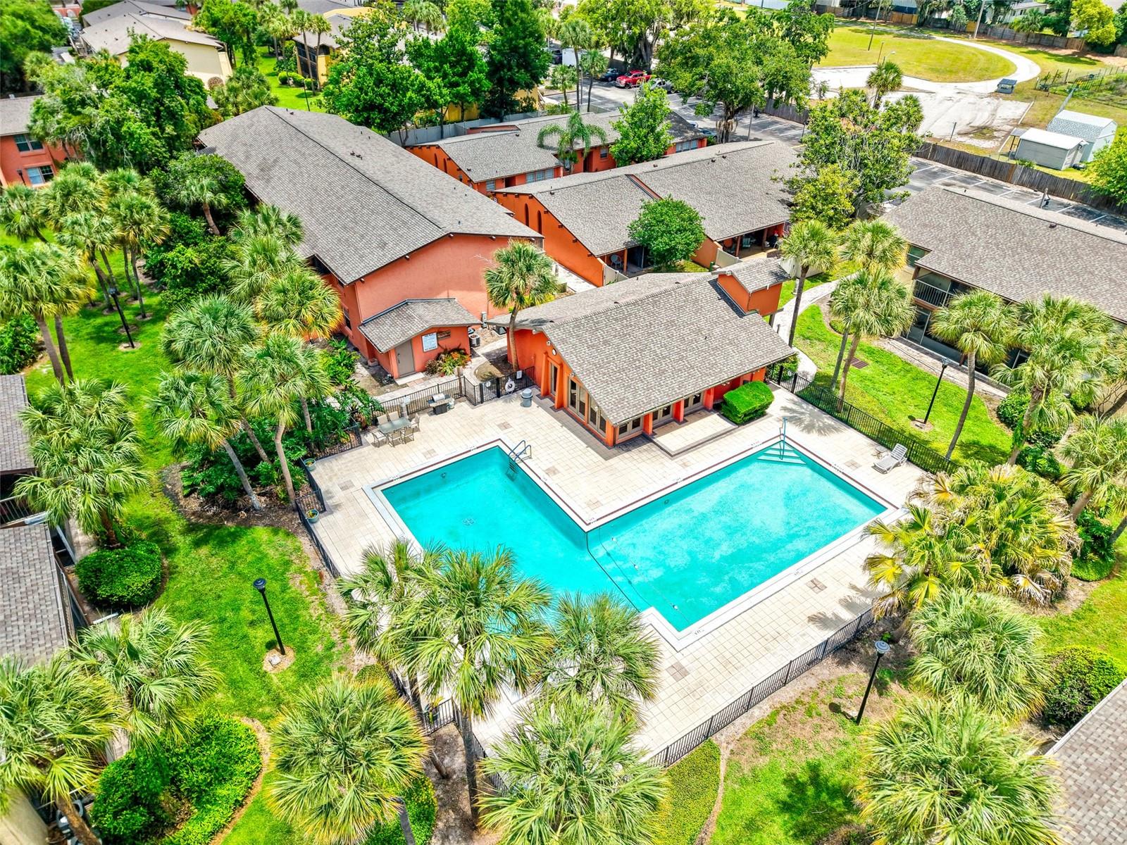 LA COSTA BRAVA LAKESIDE - Residential