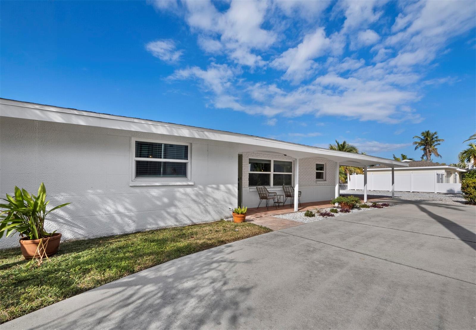 LONGBOAT KEY - Residential