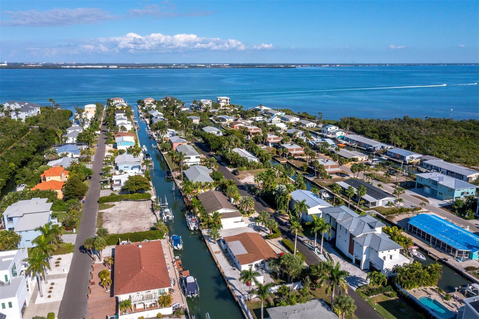 LONGBOAT KEY - Residential