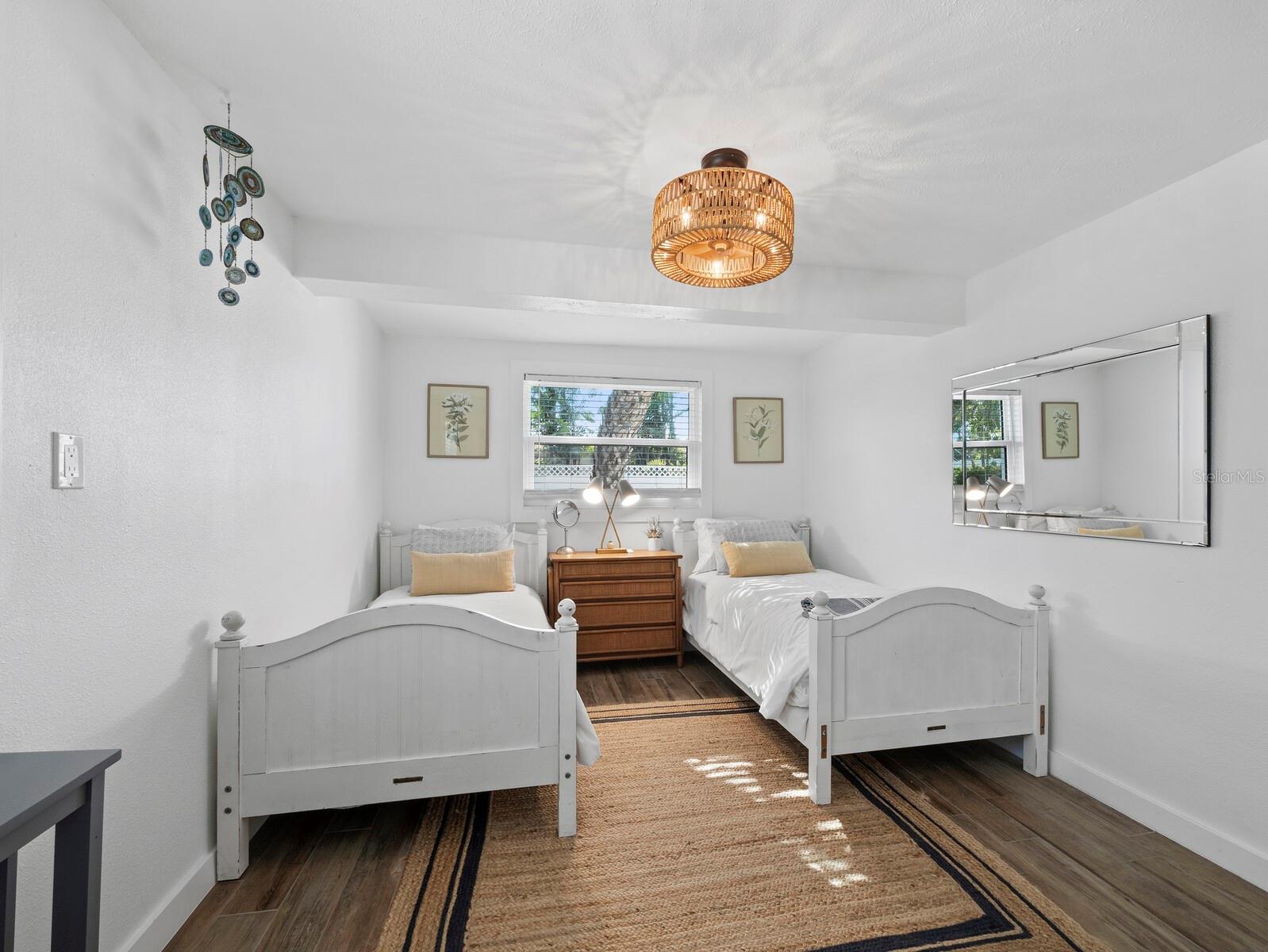 LONGBOAT KEY - Residential