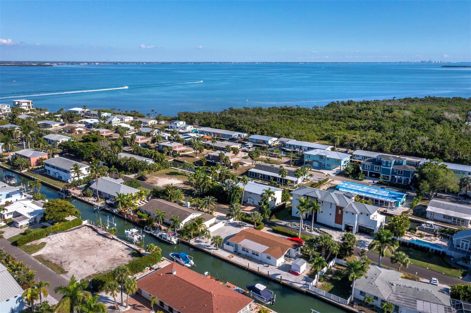 LONGBOAT KEY - Residential
