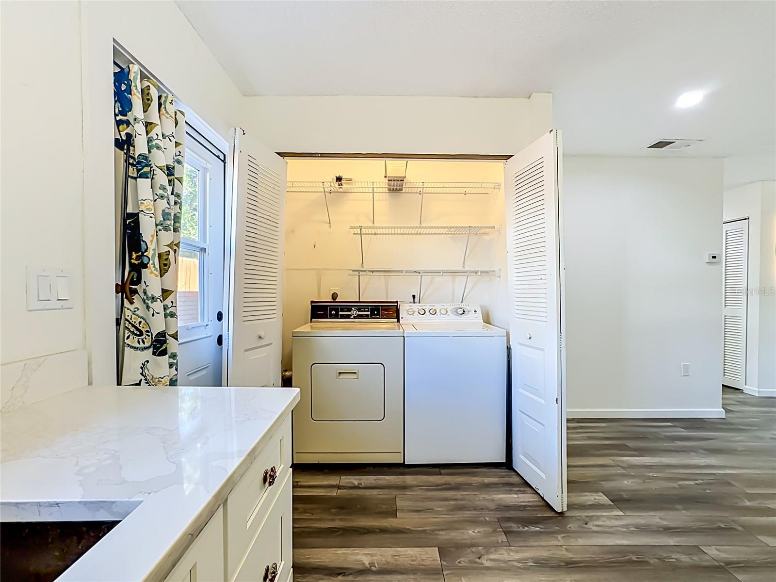 VIKING VILLAS - Residential