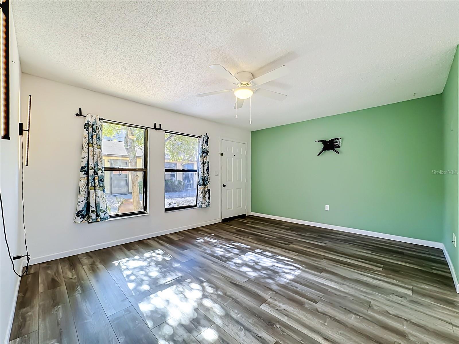 VIKING VILLAS - Residential