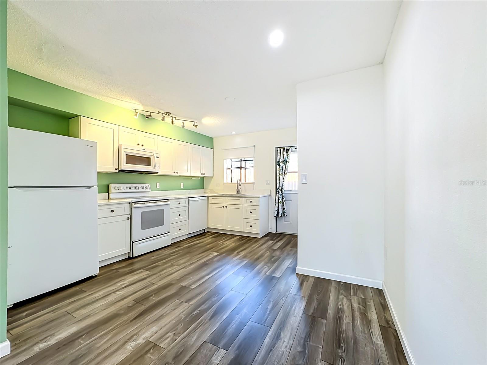 VIKING VILLAS - Residential