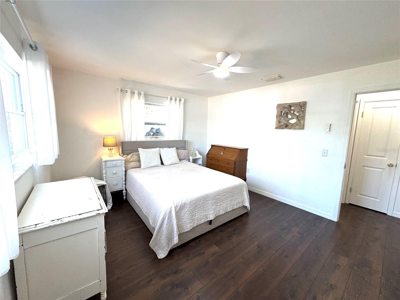 BEVERLY HILLS - Residential