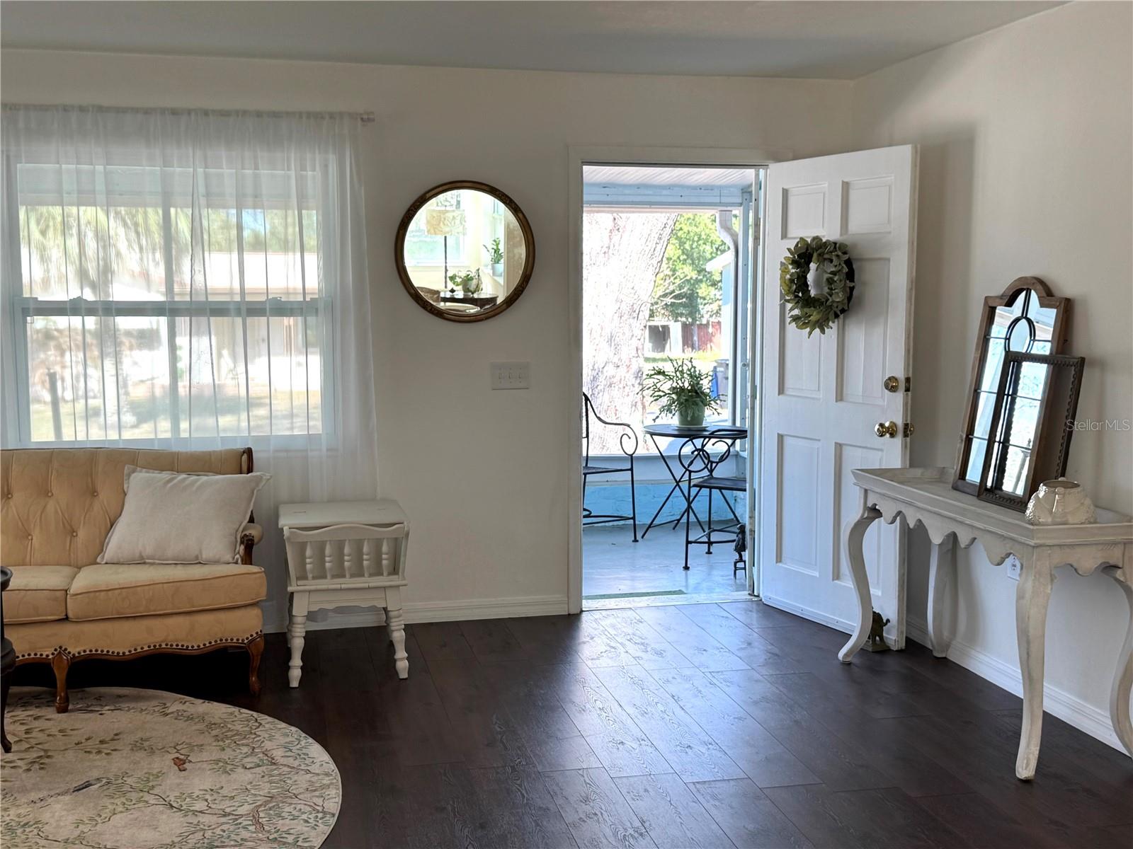 BEVERLY HILLS - Residential