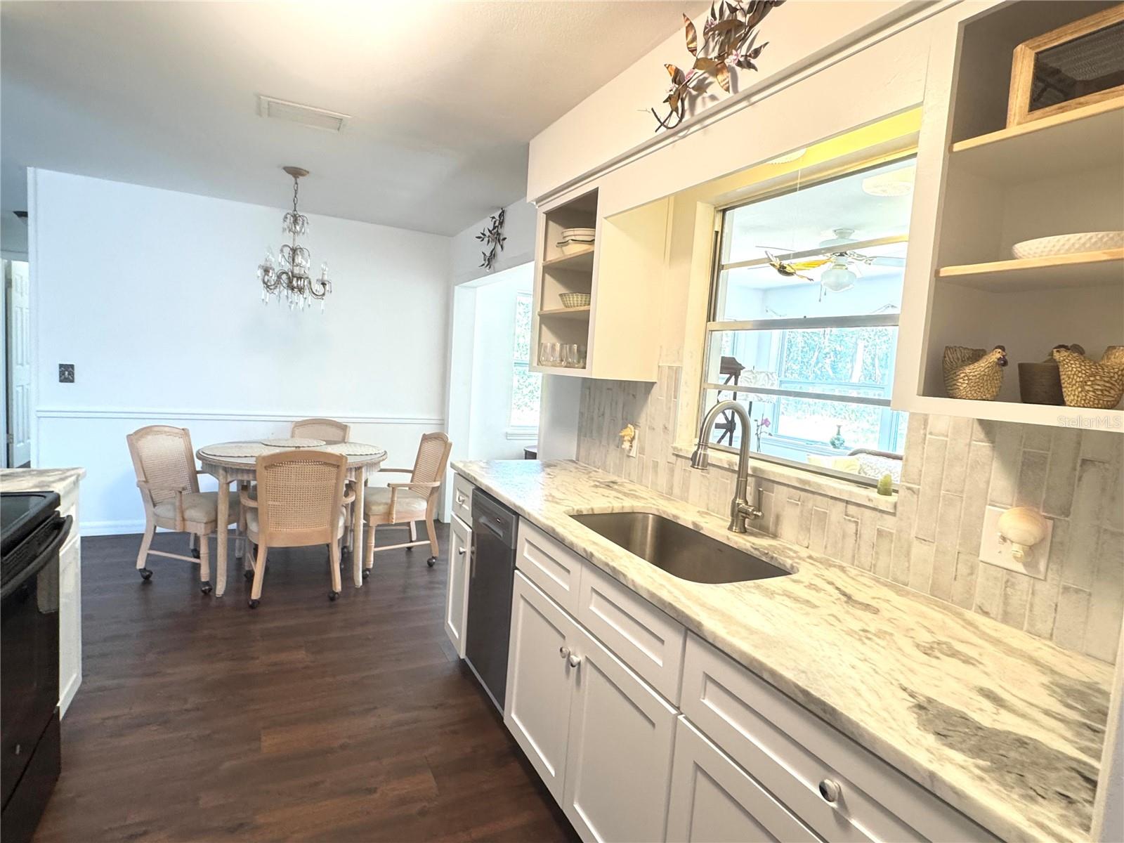 BEVERLY HILLS - Residential