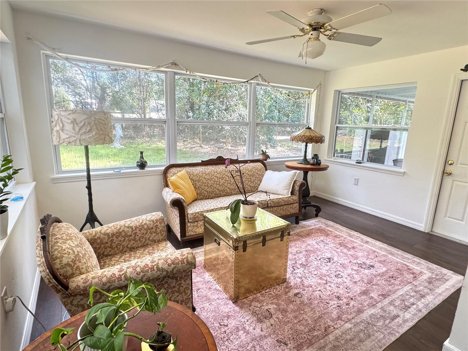 BEVERLY HILLS - Residential