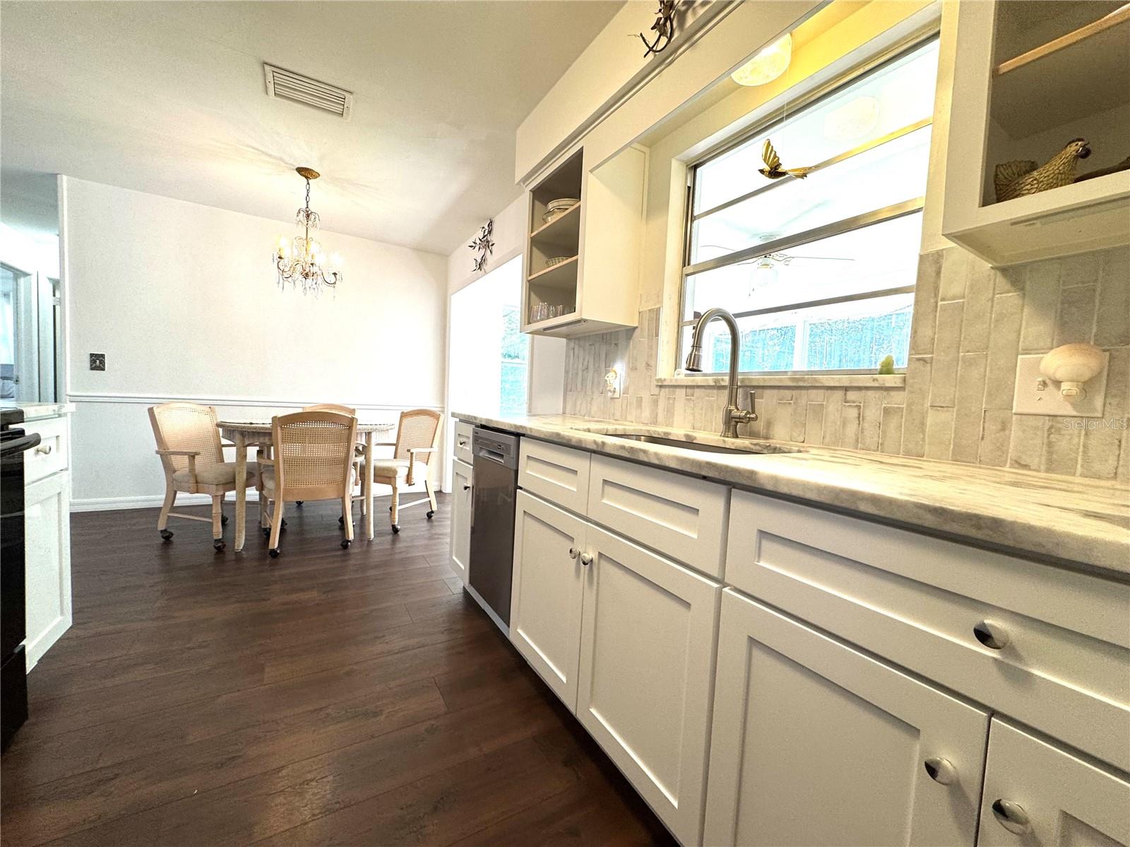 BEVERLY HILLS - Residential