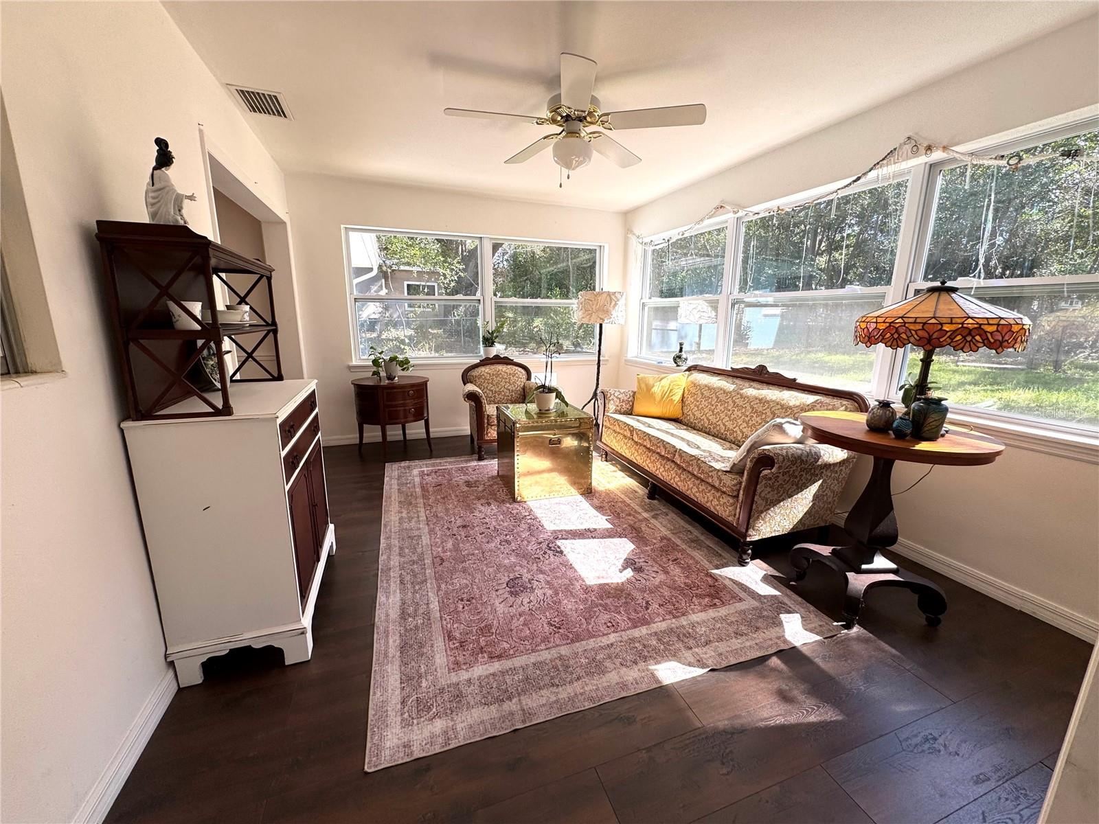 BEVERLY HILLS - Residential