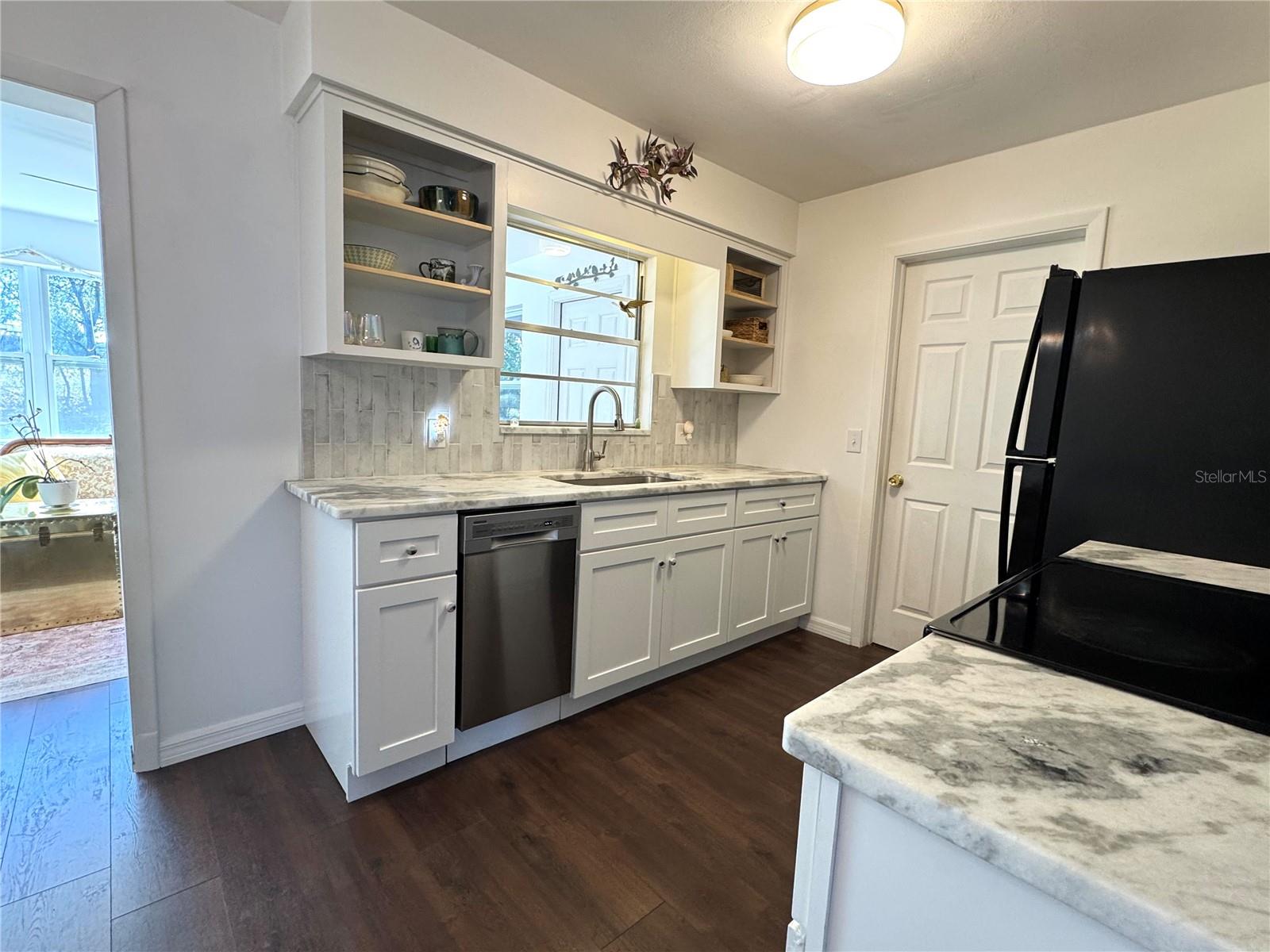 BEVERLY HILLS - Residential