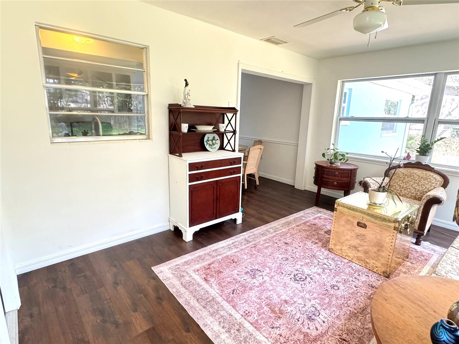 BEVERLY HILLS - Residential