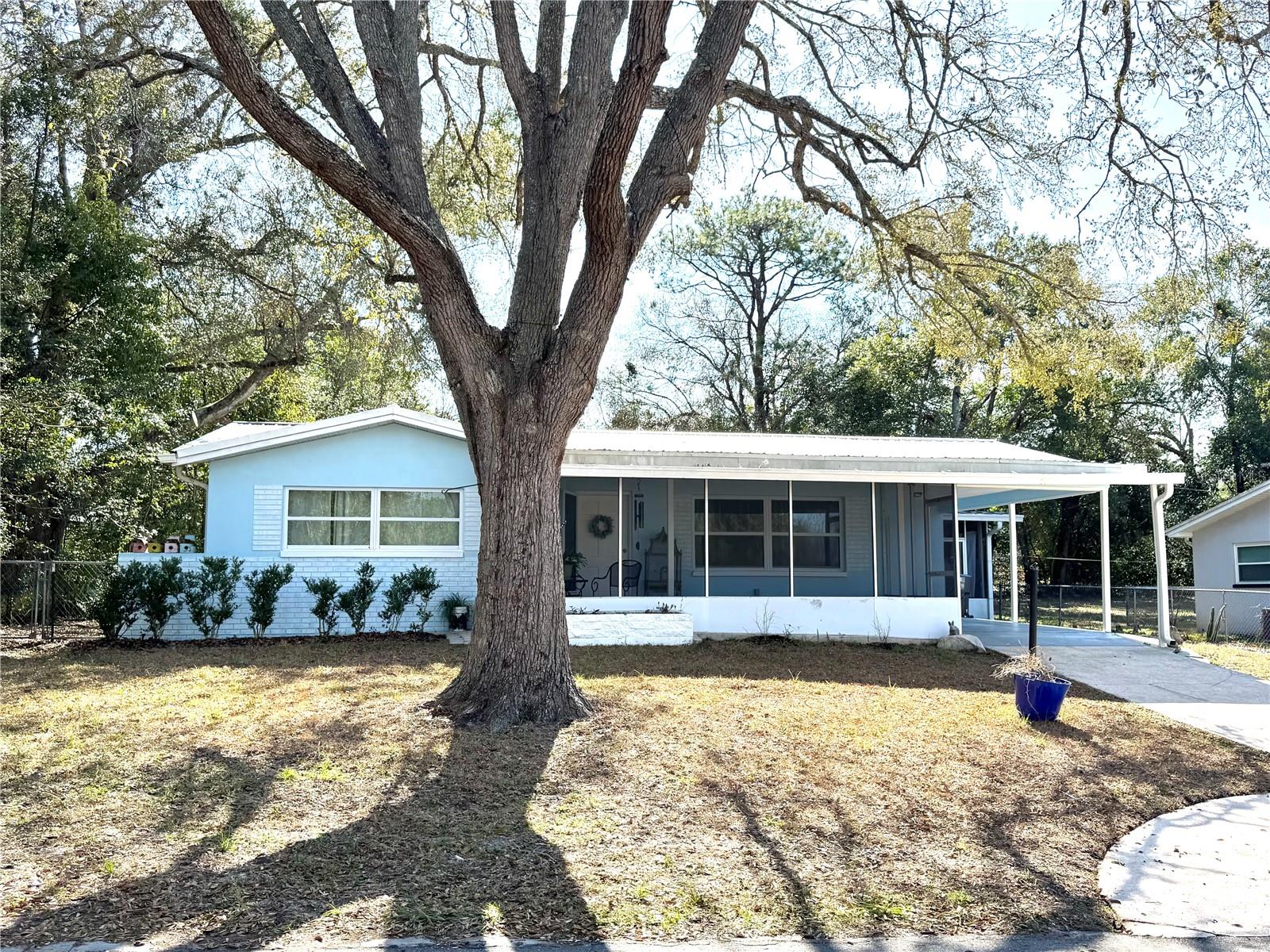 BEVERLY HILLS - Residential