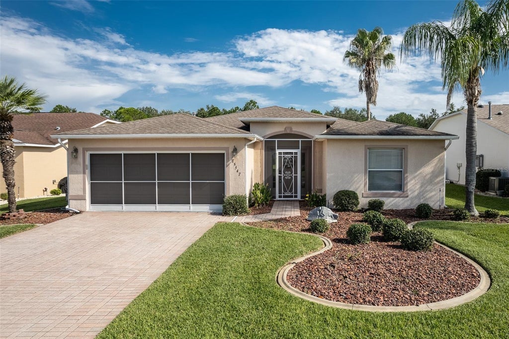 Photo of 15547 SW 13th Circle, Ocala, FL 34473 (MLS # OM730934)