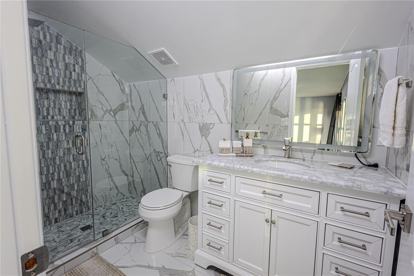 LAKEVIEW RESERVE 46/149 - Residential