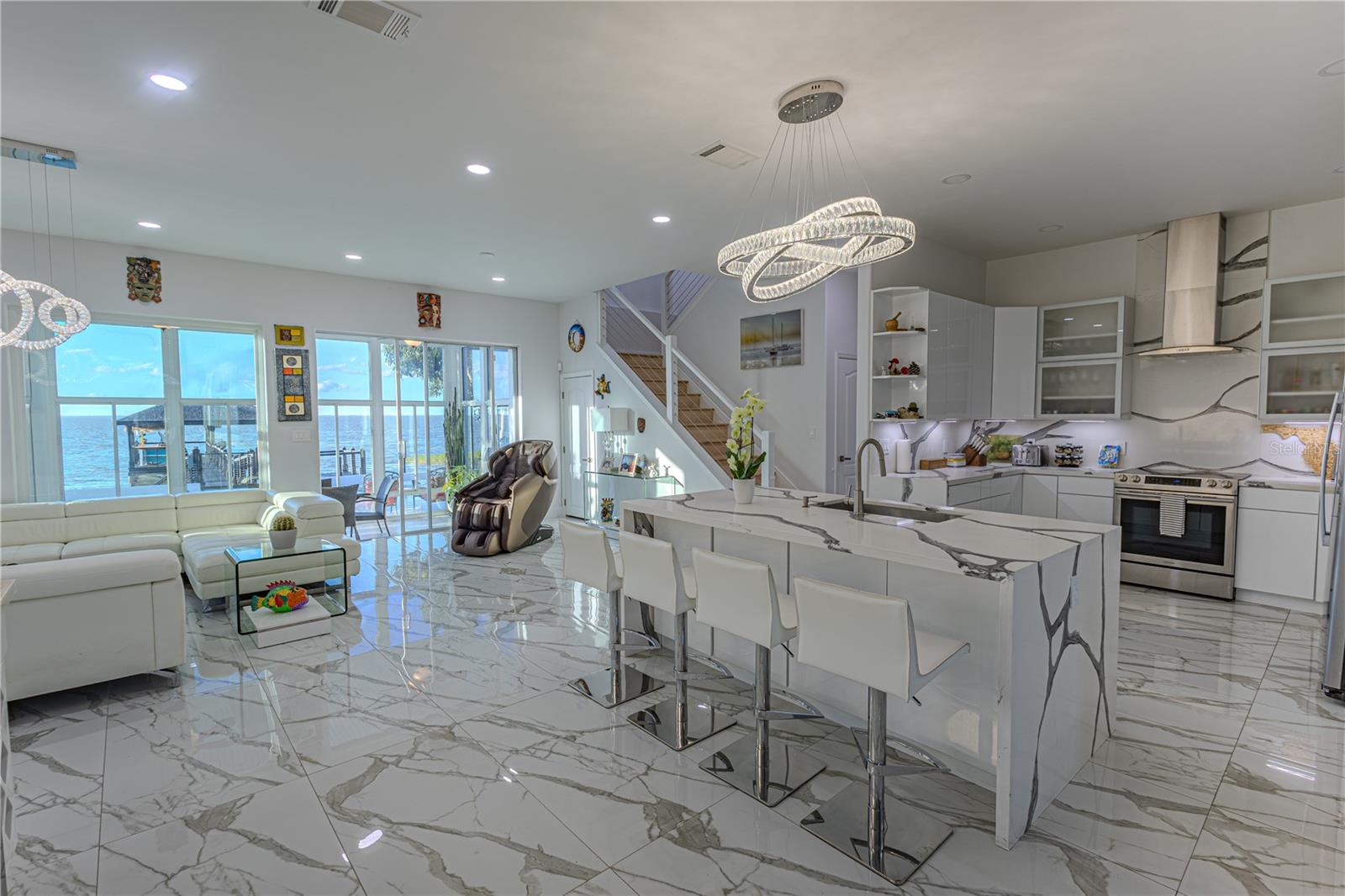 LAKEVIEW RESERVE 46/149 - Residential