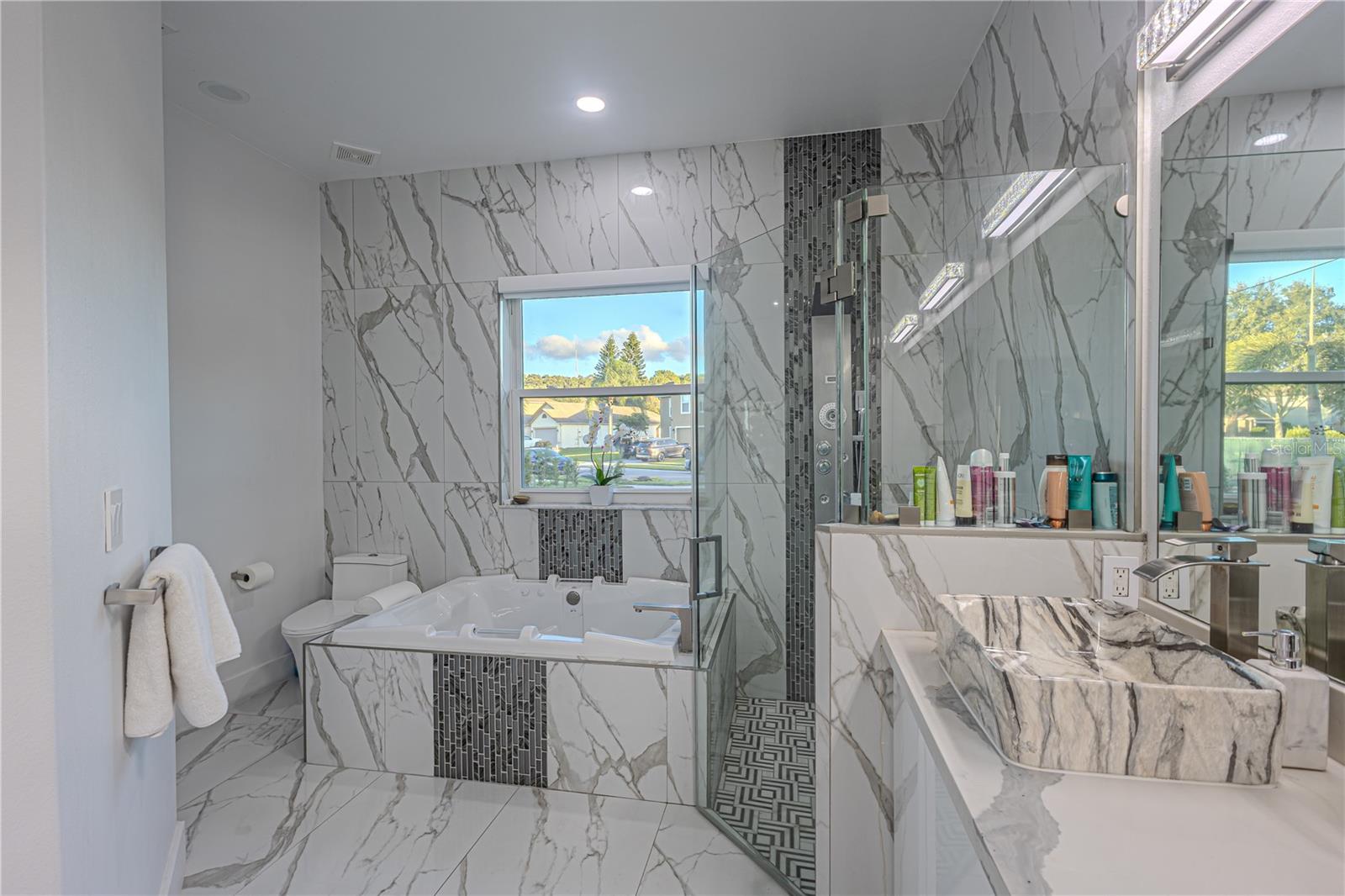 LAKEVIEW RESERVE 46/149 - Residential