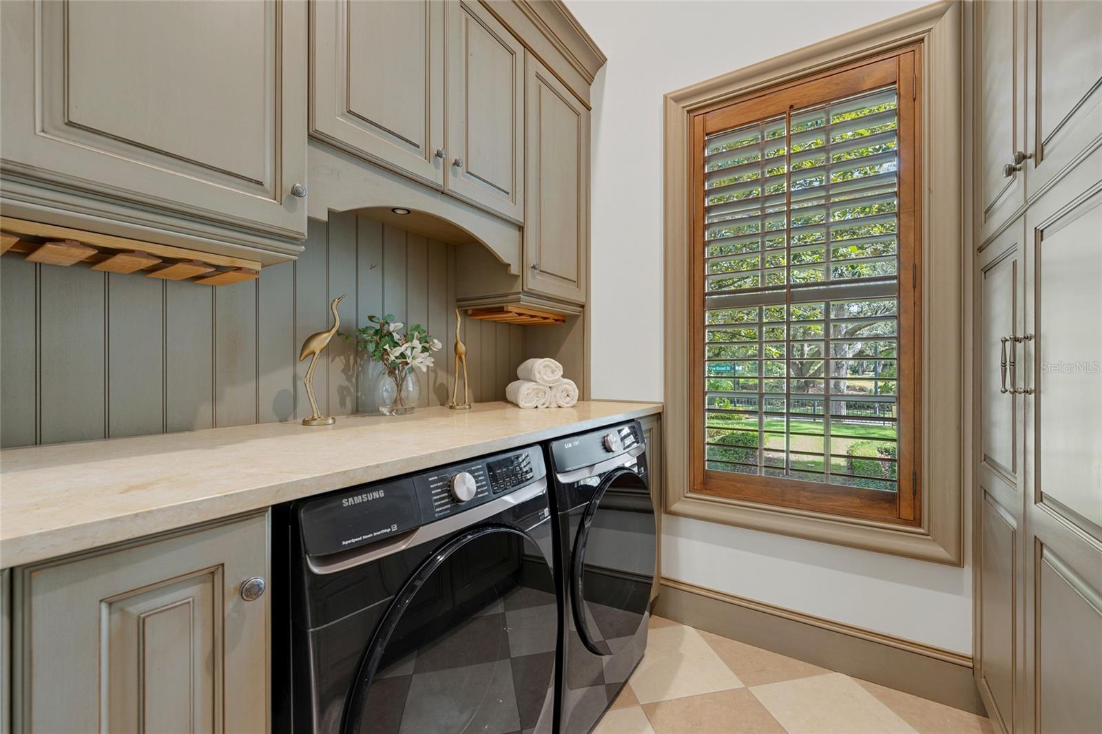 BALDWIN PARK UT 01 50 121 - Residential