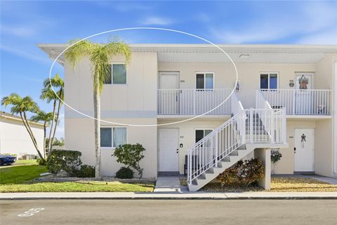 Photo of 12538 SW Kingsway Circle #605, Lake Suzy, FL 34269 (MLS # A4680943)