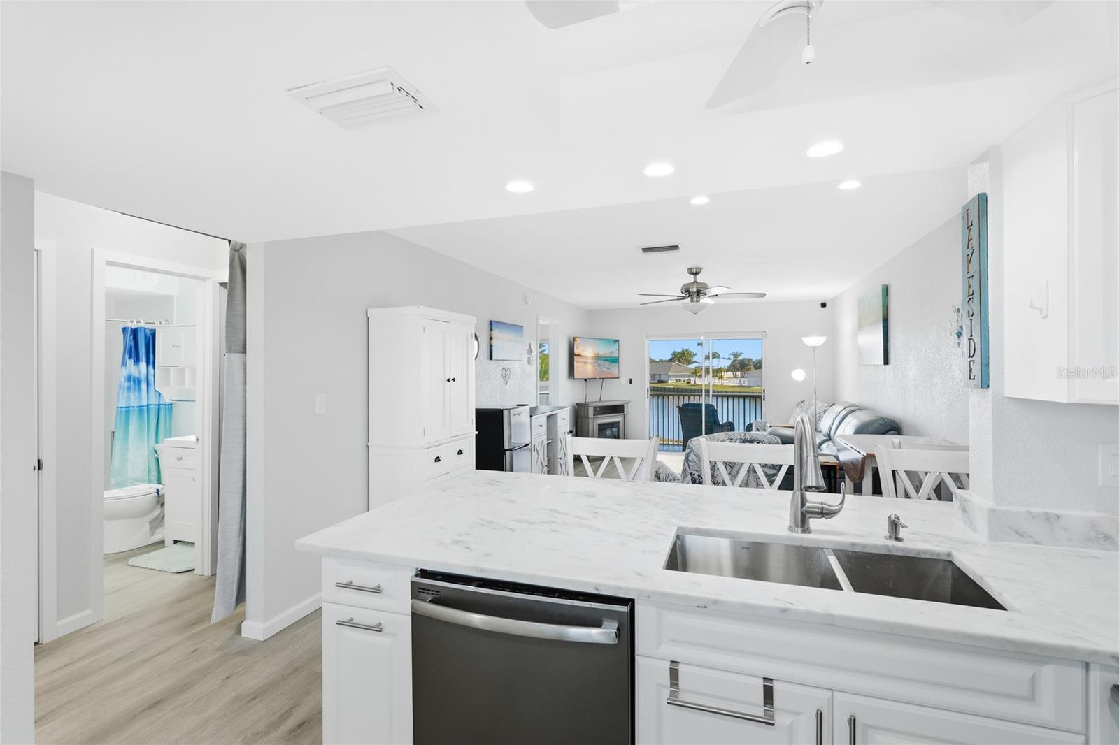 HERON POINTE - Residential