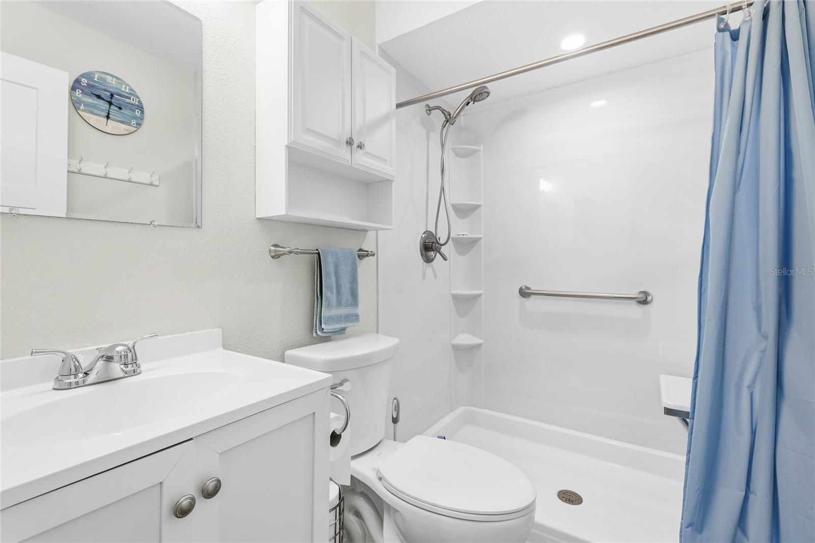 HERON POINTE - Residential