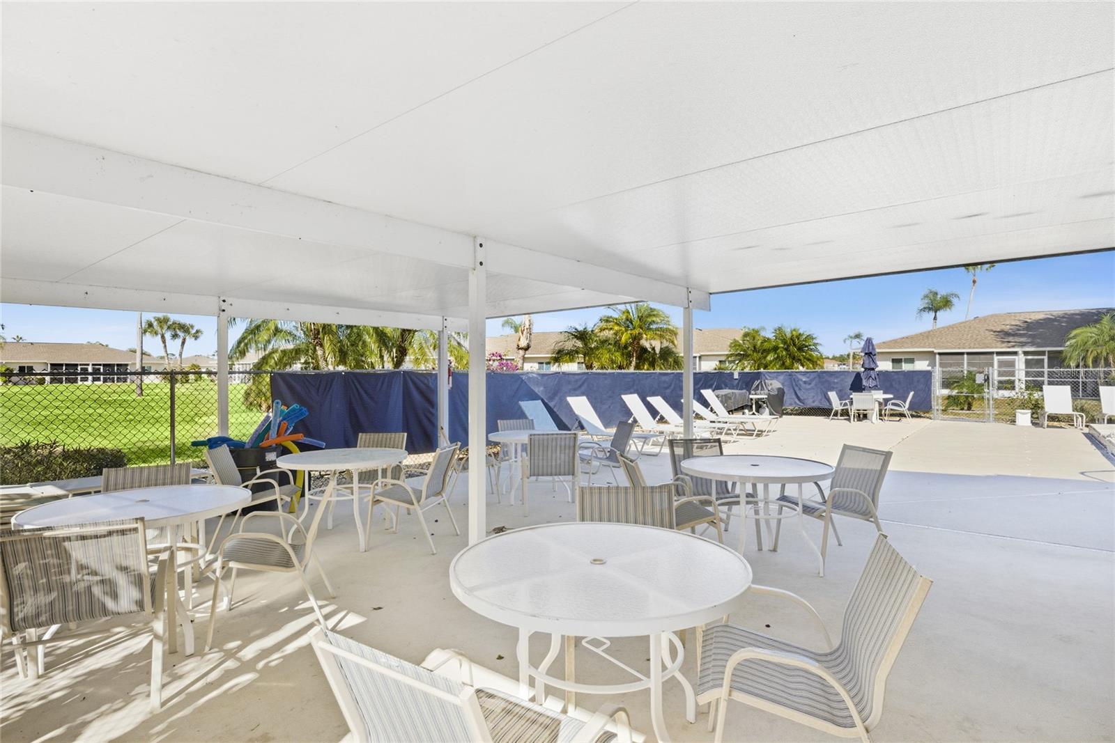 HERON POINTE - Residential